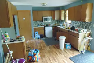 3445 Parkside Ave, Lake Station, IN 46405 - Photo 4