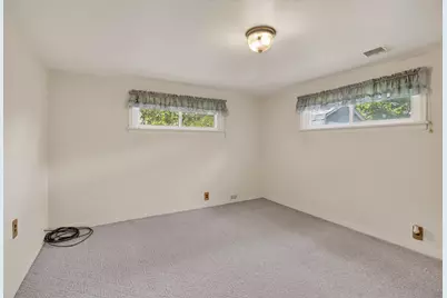 6351 S State Road 10, Knox, IN 46534 - Photo 30
