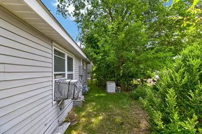 6351 S State Road 10, Knox, IN 46534 - Photo 16