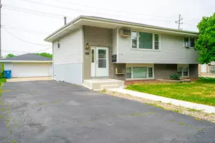 7920 North Dr, Highland, IN 46322 - Photo 2