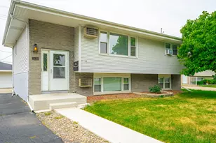 7920 North Dr, Highland, IN 46322 - Photo 8