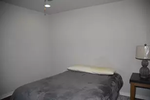 6643 E Tennessee Ave, Hammond, IN 46323 - Photo 18