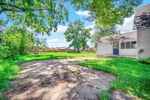 273 W High St, Wheatfield, IN 46392 - Photo 16