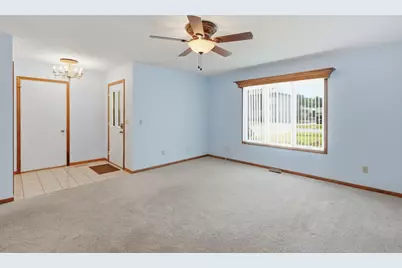 400 Commanche Drive, Lowell, IN 46356 - Photo 4