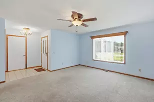 400 Commanche Dr, Lowell, IN 46356 - Photo 4