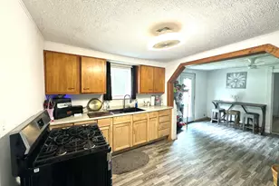 501 S Pearl St, Knox, IN 46534 - Photo 4