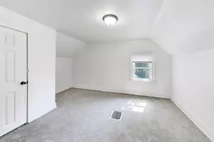 408 York St, Michigan City, IN 46360 - Photo 14