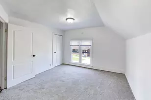 408 York St, Michigan City, IN 46360 - Photo 12