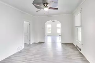 408 York St, Michigan City, IN 46360 - Photo 6
