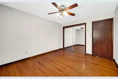 9301 Southmoor Avenue, Highland, IN 46322 - Photo 14