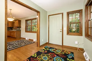507 Eastwood Dr, Kouts, IN 46347 - Photo 10