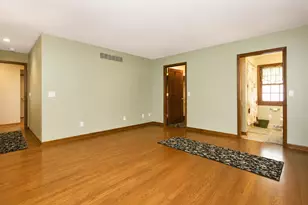 507 Eastwood Dr, Kouts, IN 46347 - Photo 18