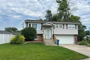 848 Harrison Pl, Dyer, IN 46311 - Photo 1