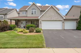 10439 Adler Cove, Saint John, IN 46373 - Photo 2