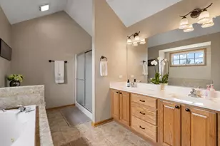 10439 Adler Cove, Saint John, IN 46373 - Photo 8