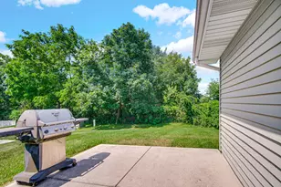 1220 W 82nd Ave, Merrillville, IN 46410 - Photo 18
