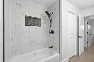 1401 W 55th Ave, Merrillville, IN 46410 - Photo 12