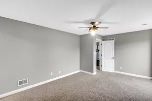 9723 Elle Ave, Saint John, IN 46373 - Photo 24