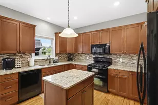 9723 Elle Ave, Saint John, IN 46373 - Photo 12