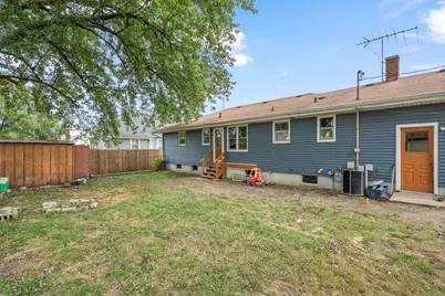 210 S Indiana Avenue, Crown Point, IN 46307 - Photo 24