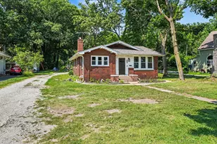 1034 E Cleveland Ave, Hobart, IN 46342 - Photo 2