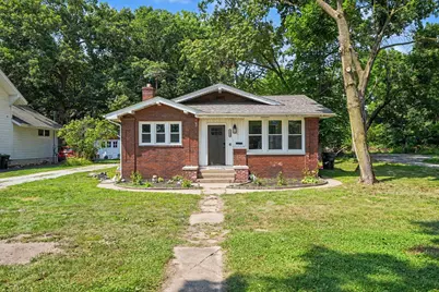 1034 E Cleveland Avenue, Hobart, IN 46342 - Photo 1