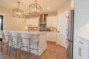 8201 Alexander St, Schererville, IN 46375 - Photo 18