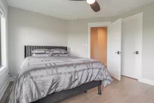 8201 Alexander St, Schererville, IN 46375 - Photo 44