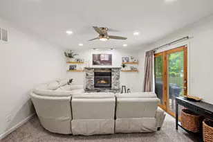 4508 Bedford Rd, Valparaiso, IN 46383 - Photo 6