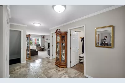 601 Sunflower Lane, Dyer, IN 46311 - Photo 2