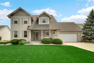 601 Sunflower Ln, Dyer, IN 46311 - Photo 1