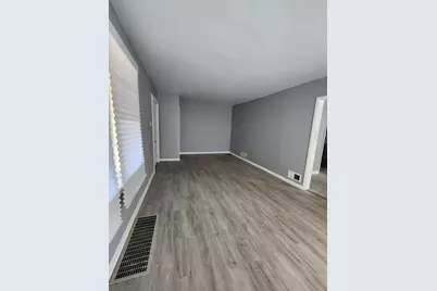615 Vermont Street, Gary, IN 46402 - Photo 10