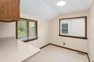 811 Rumely St, La Porte, IN 46350 - Photo 12