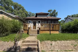 605 Durbin St, Gary, IN 46406 - Photo 2