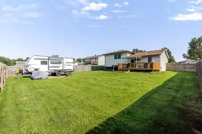 7832 Murrelet Street, Hobart, IN 46342 - Photo 2