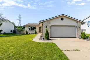 7832 Murrelet St, Hobart, IN 46342 - Photo 24