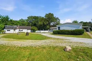 9390 N 1000 W, Demotte, IN 46310 - Photo 18