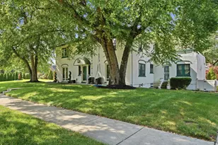 7 Wildwood Rd, Hammond, IN 46324 - Photo 2