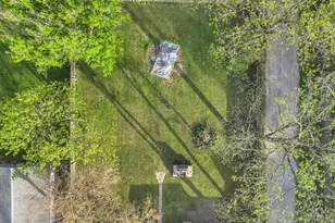 6187 Cleveland St, Merrillville, IN 46410 - Photo 26