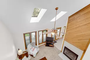 315 Kenbridge Ct, Valparaiso, IN 46385 - Photo 8