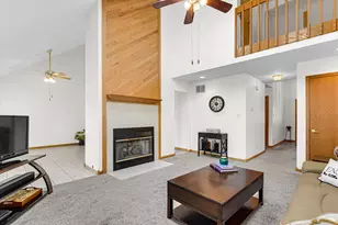 315 Kenbridge Ct, Valparaiso, IN 46385 - Photo 6