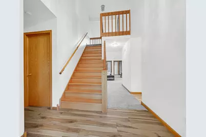 315 Kenbridge Court, Valparaiso, IN 46385 - Photo 4