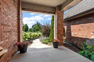 10321 Golden Arch Ave, Saint John, IN 46373 - Photo 8