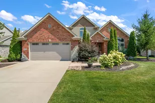 10321 Golden Arch Ave, Saint John, IN 46373 - Photo 2