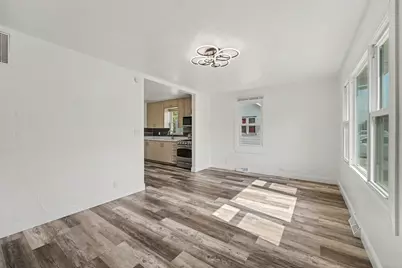 9522 Erie Street, Highland, IN 46322 - Photo 6