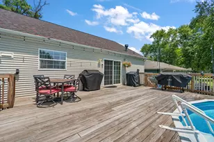 403 W 10th St, Hobart, IN 46342 - Photo 34