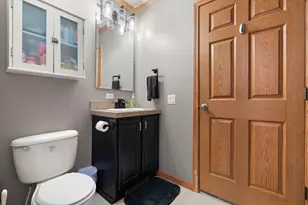 403 W 10th St, Hobart, IN 46342 - Photo 26