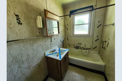 633 N Glenwood Avenue, Griffith, IN 46319 - Photo 8