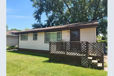 633 N Glenwood Avenue, Griffith, IN 46319 - Photo 1