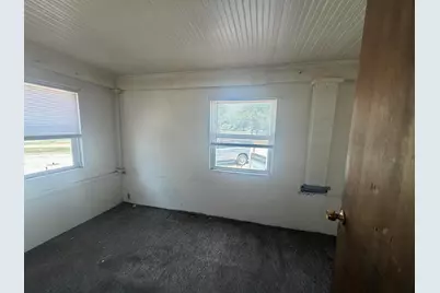 6446 Crescent Place, Hammond, IN 46324 - Photo 6